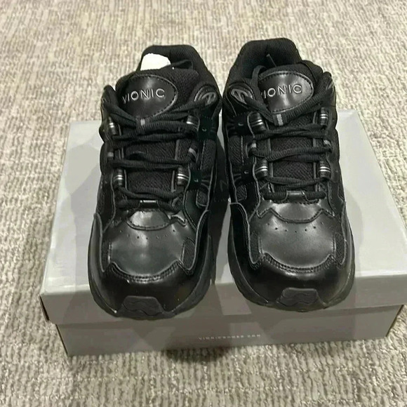 Vionic Women's 23Walk Black Leather 10 Wide - Picture 2 of 7